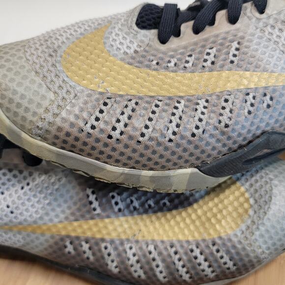 Nike Hyperlive Basketball Sneakers Shoes Men 10 Gray Gold - Picture 14 of 15